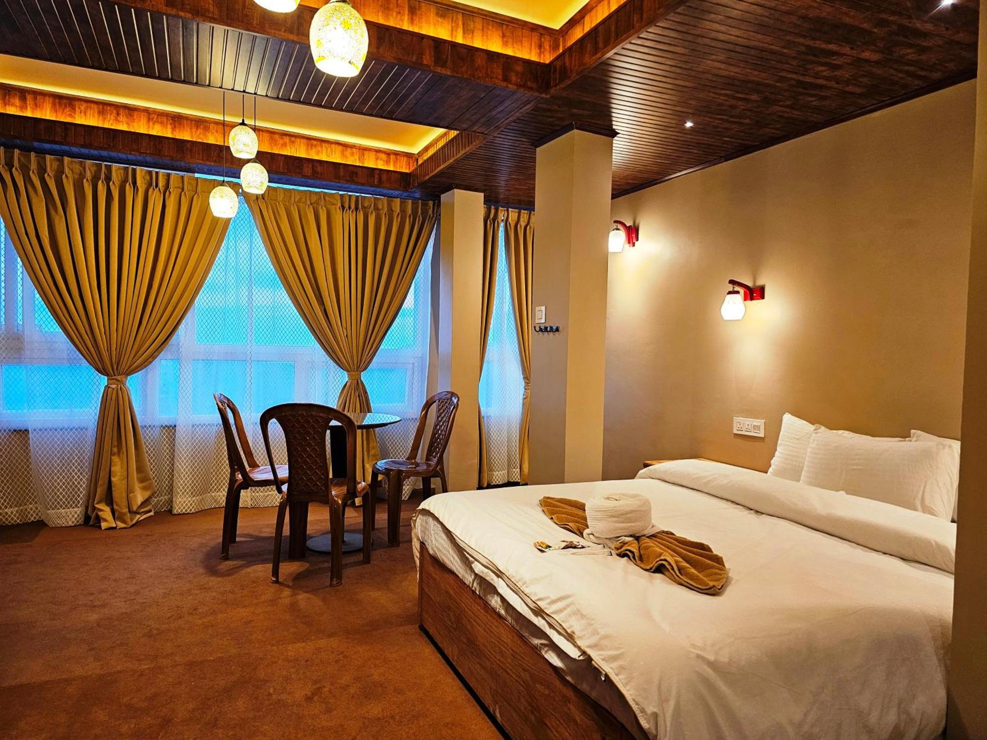 Hotel Golden Orchid Dardzsiling Kültér fotó
