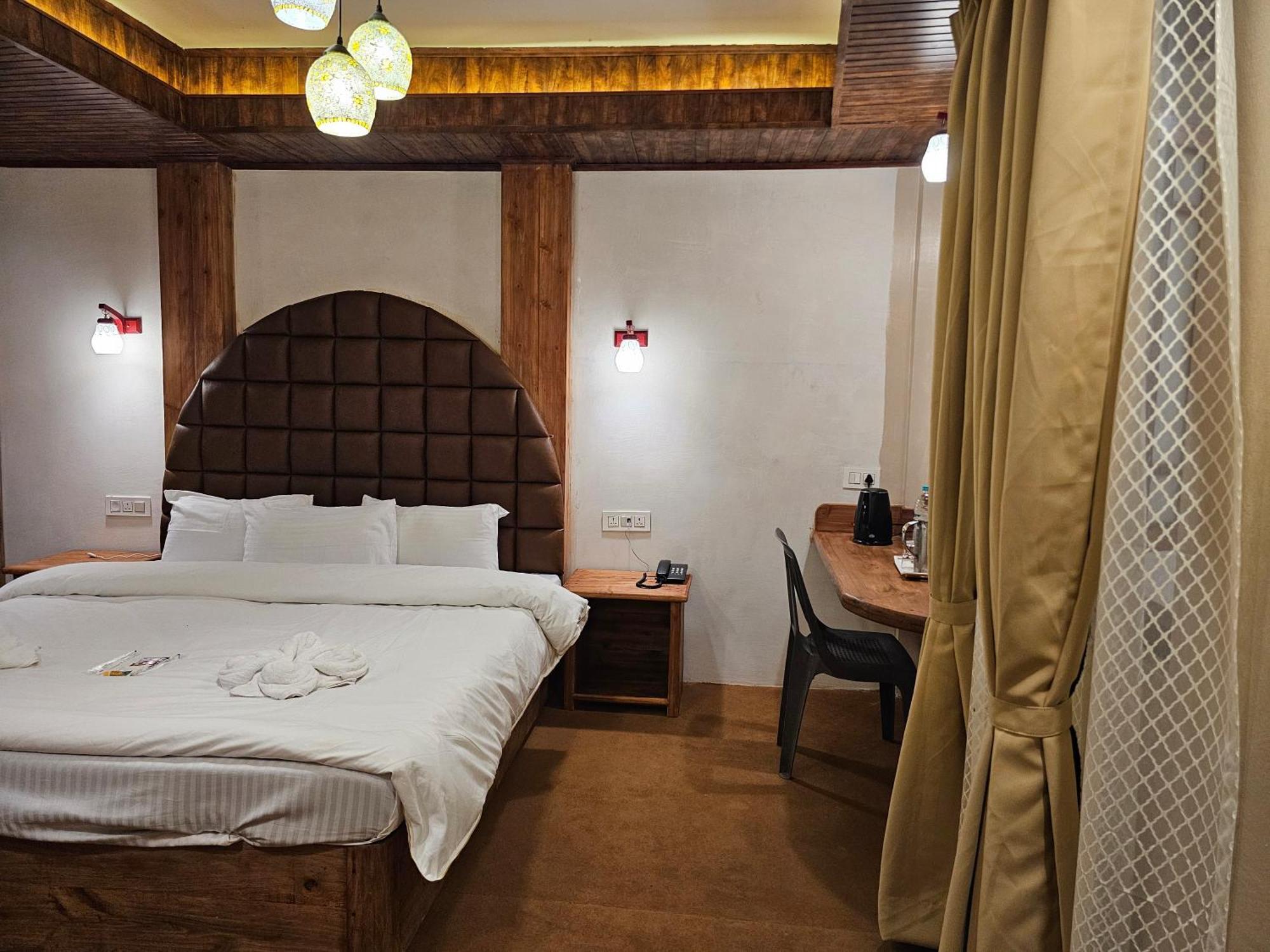 Hotel Golden Orchid Dardzsiling Kültér fotó