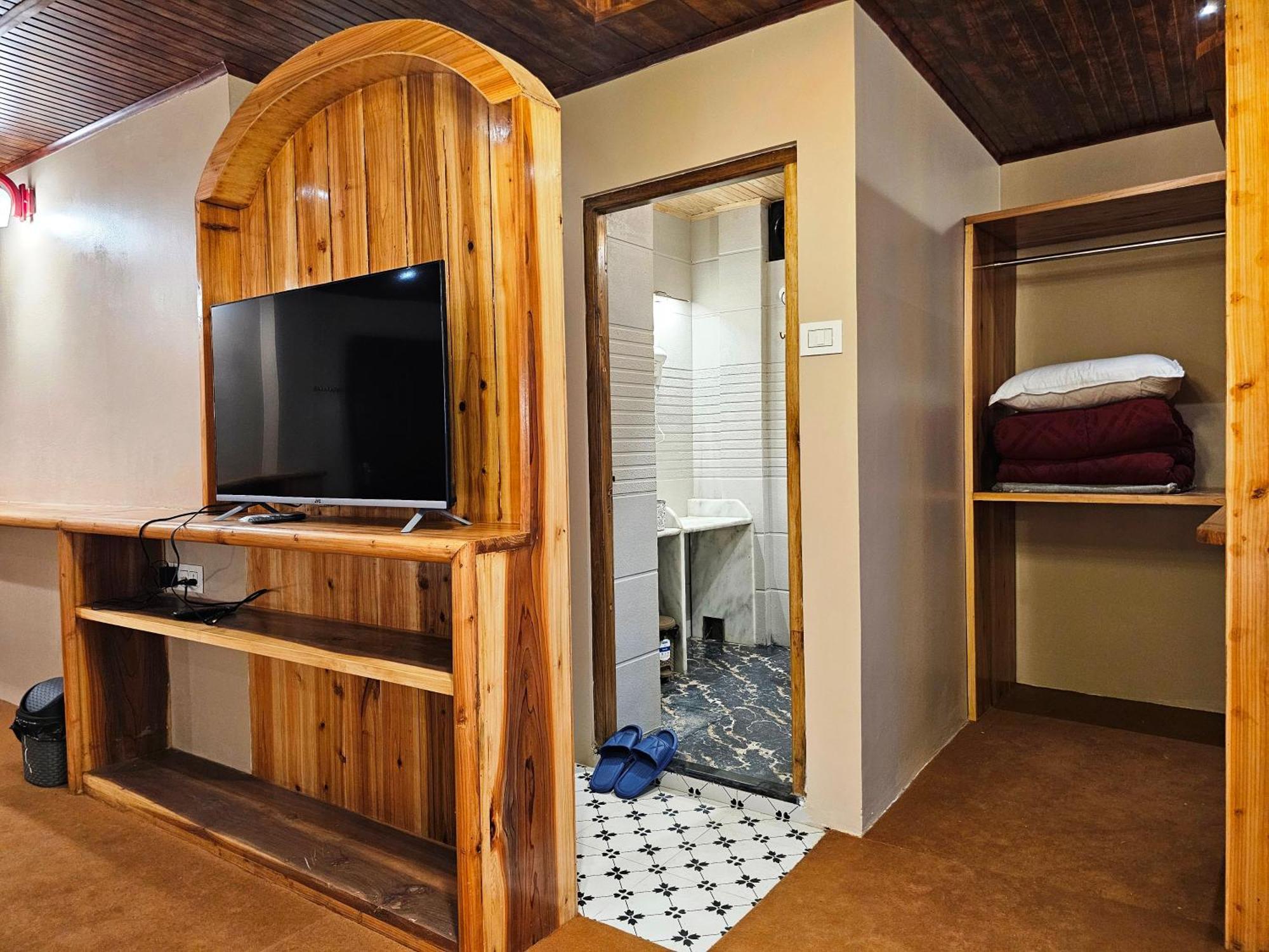 Hotel Golden Orchid Dardzsiling Kültér fotó